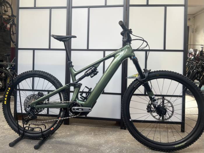 Levo Expert Carbon G4